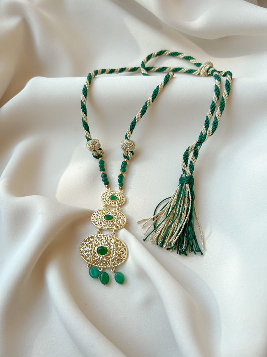 Necklace  triple green