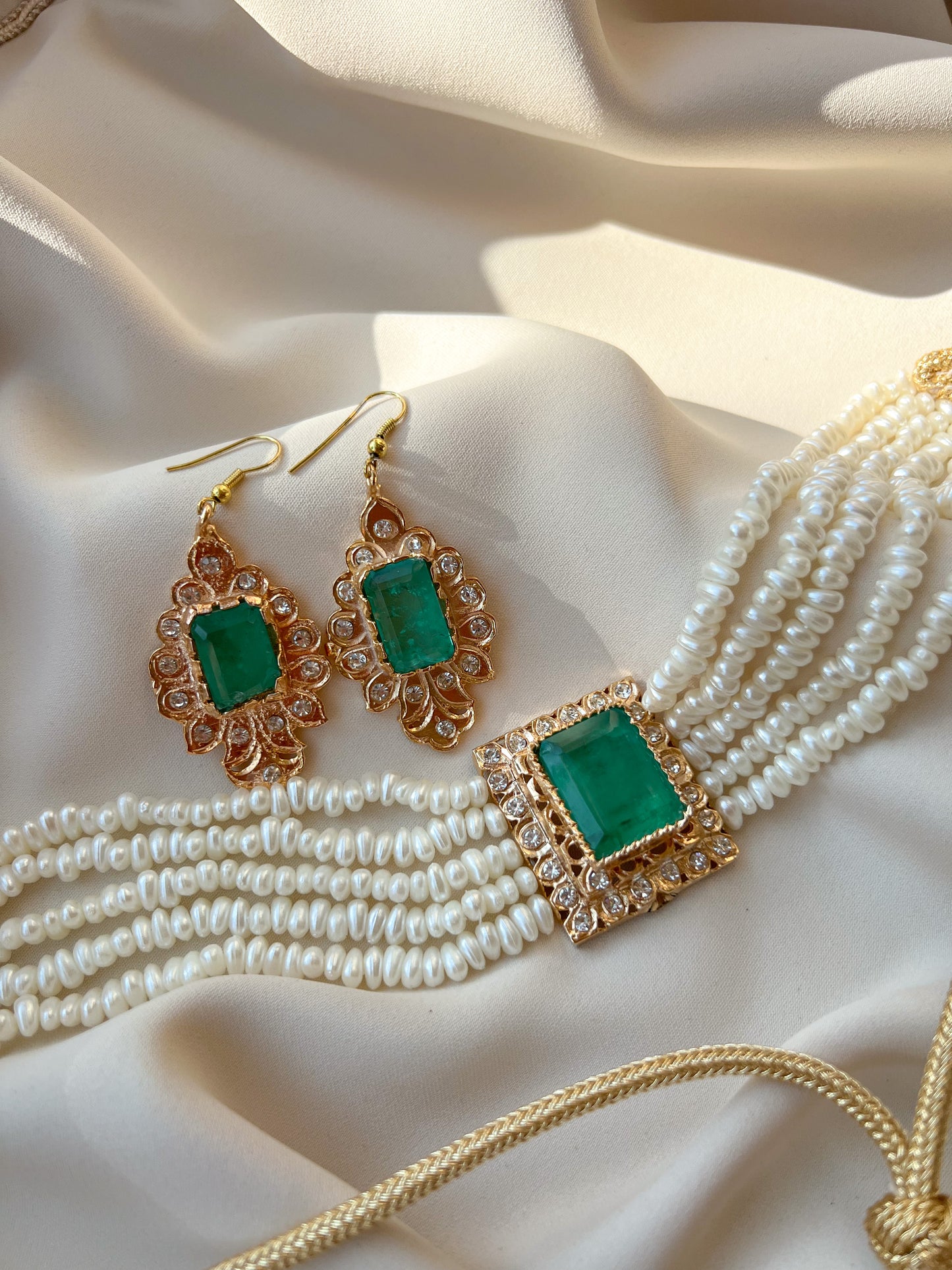 Set Sea green